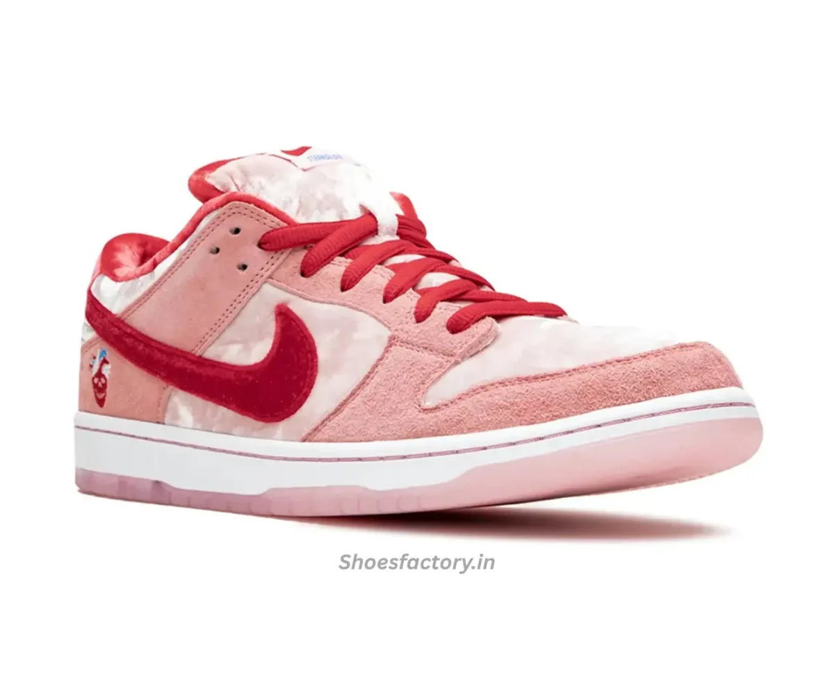 Nike SB Dunk Low Pro Strangelove - Nike first copy shoes