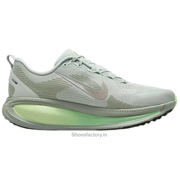 Nike Vomero 18 Mens Road Running Shoes Light Silver Barely - Nike First Copy Shoes