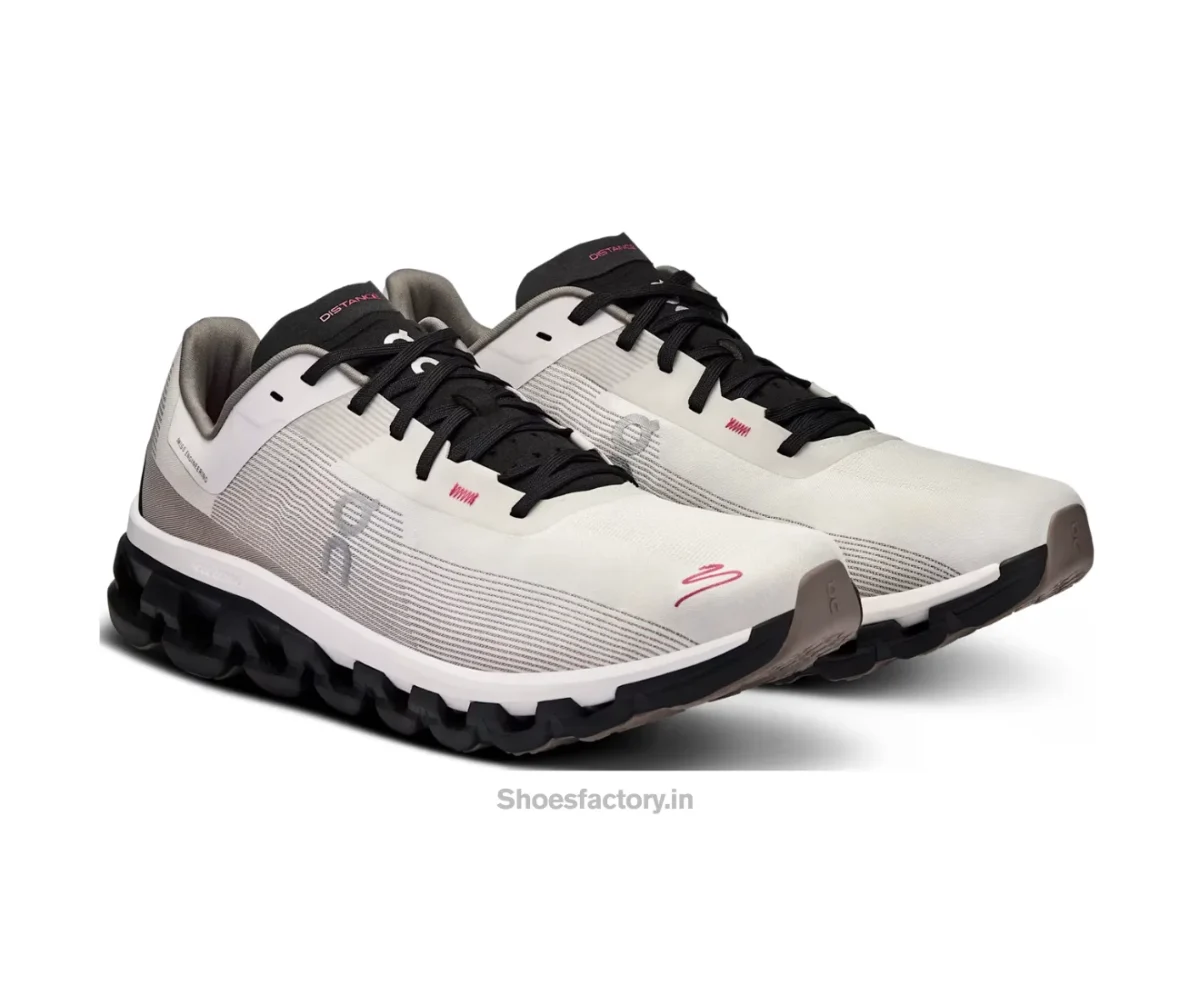 On Cloud Running X Distance WMNS CloudFlow - On Shoes For Men